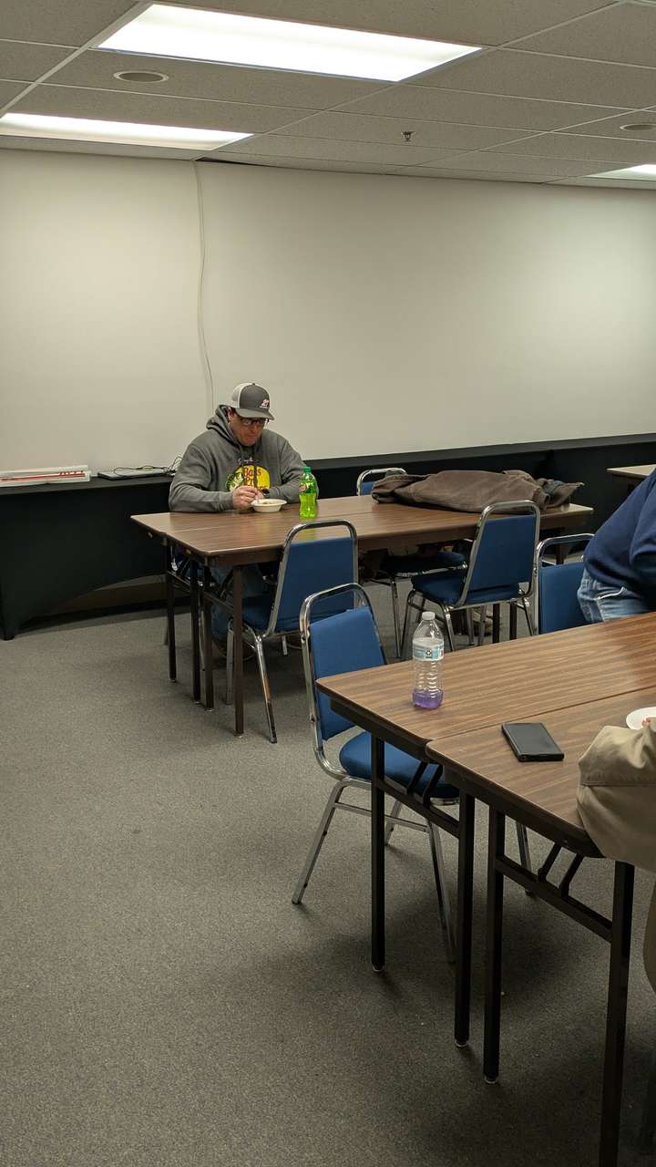 KF0UXB at lunch in the 4H office