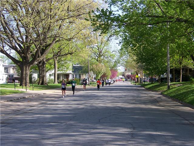 Demon Dash runners.