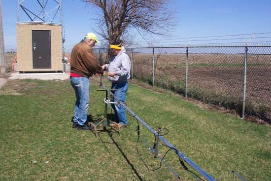 Preparing the antenna.